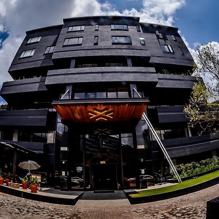 Blackbrick Sandton One Hotel Johannesburg Exterior photo